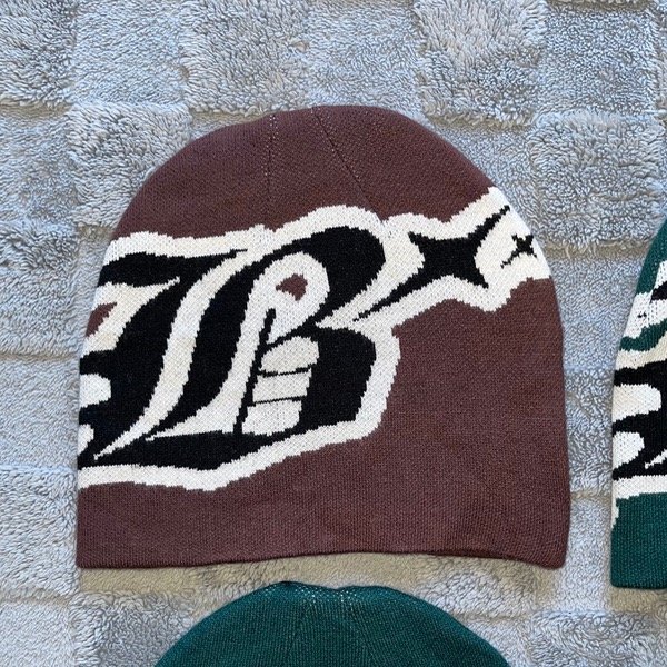 Producto - Beanie estrella marrón oscuro