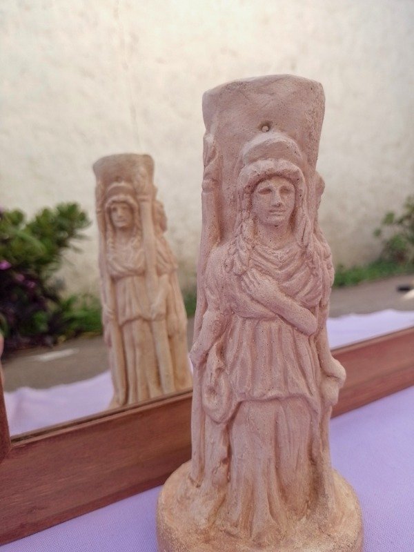 Producto - Estatuilla Diosa Hécate