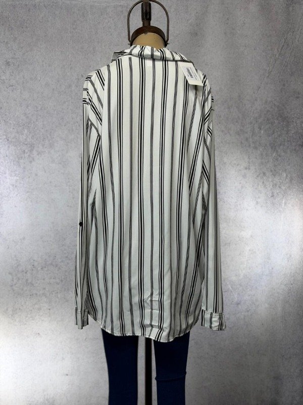 Producto - CAMISA CAO BLANCA Y NEGRA FIBRANA - 2
