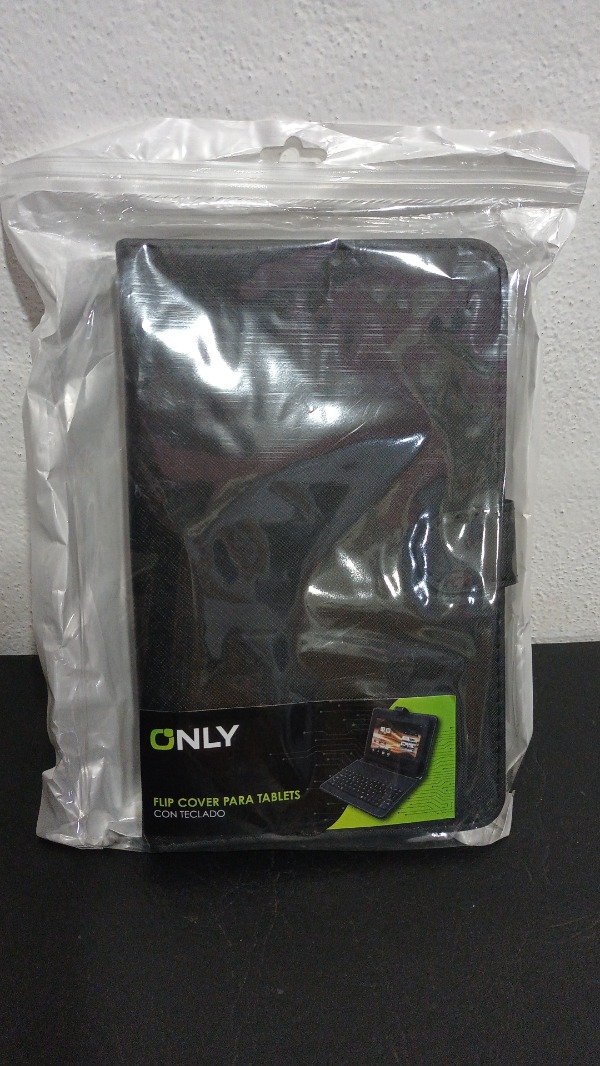 Producto - Funda Tablet 7 Pulgadas con teclado - 3