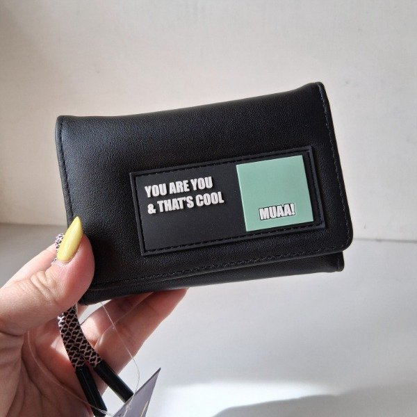Producto - Billetera color negra Muaa