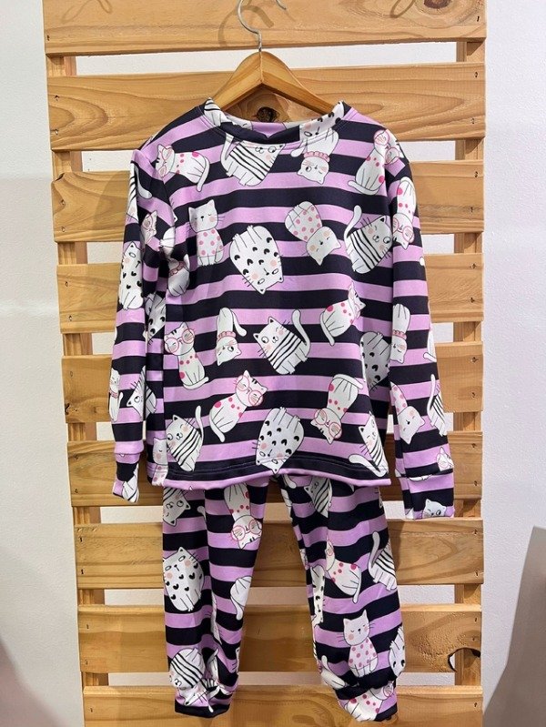 Producto - Pijama Gatitos frisado