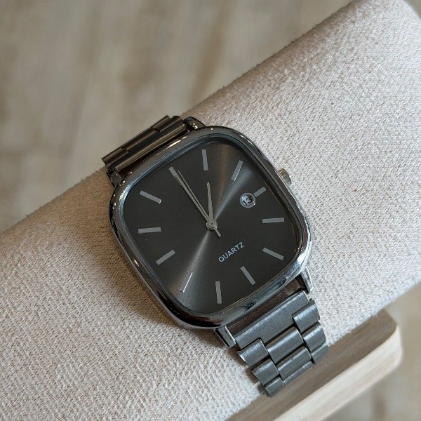 Producto - Reloj unisex grande fondo negro
