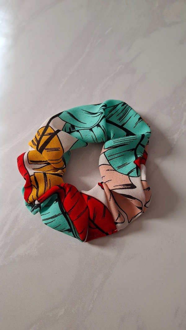 Producto - Scrunchie verde y rosa