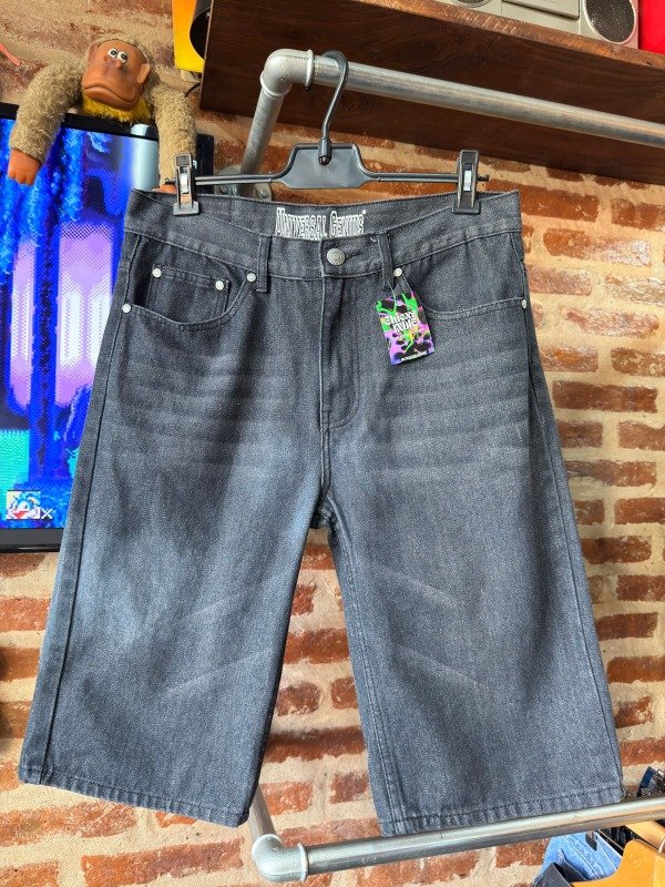 Producto - BERMUDA DE JEAN UNIVERSAL GENIUS