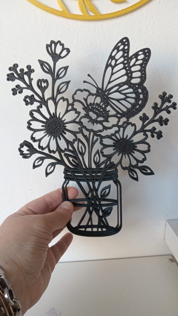 Producto - Flores en Frasco Con Mariposa para Pared en Impresión 3D 7955
