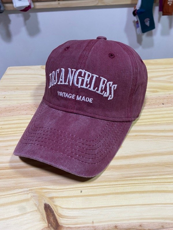 Producto - GORRA LOS ÁNGELES (BORDO)