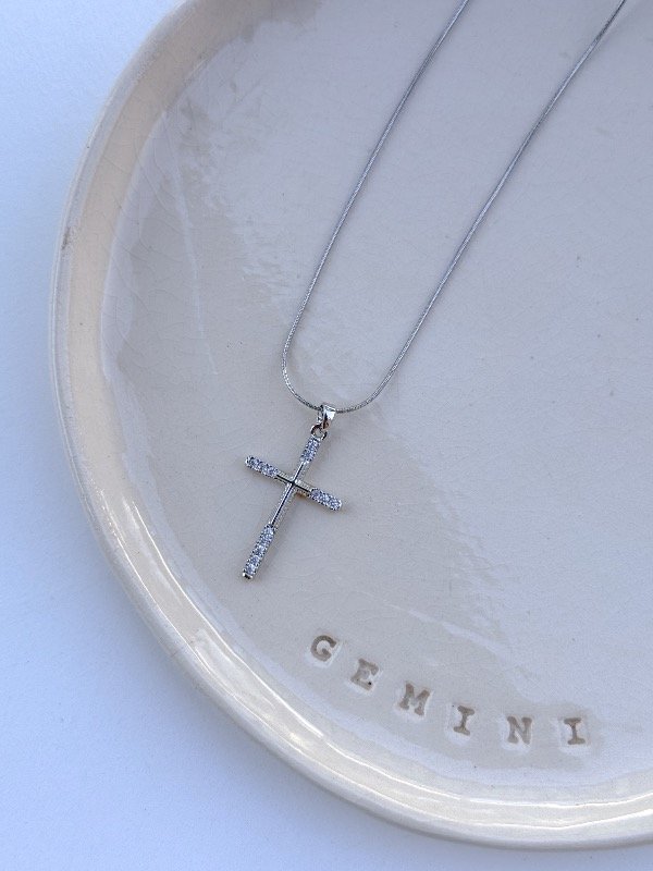 Producto - Collar Cruz Slim AQ