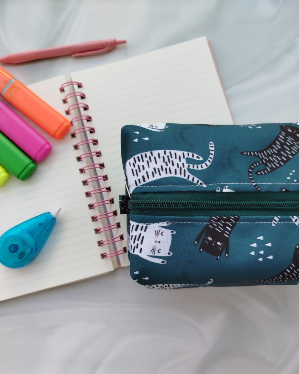 Producto - Cartuchera box Michis verde