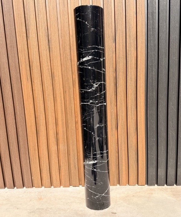 Producto - Rollo Autoadhesivo Simil Marmol Brillante 1,2 x 3 M Negro Veteado Blanco - 0