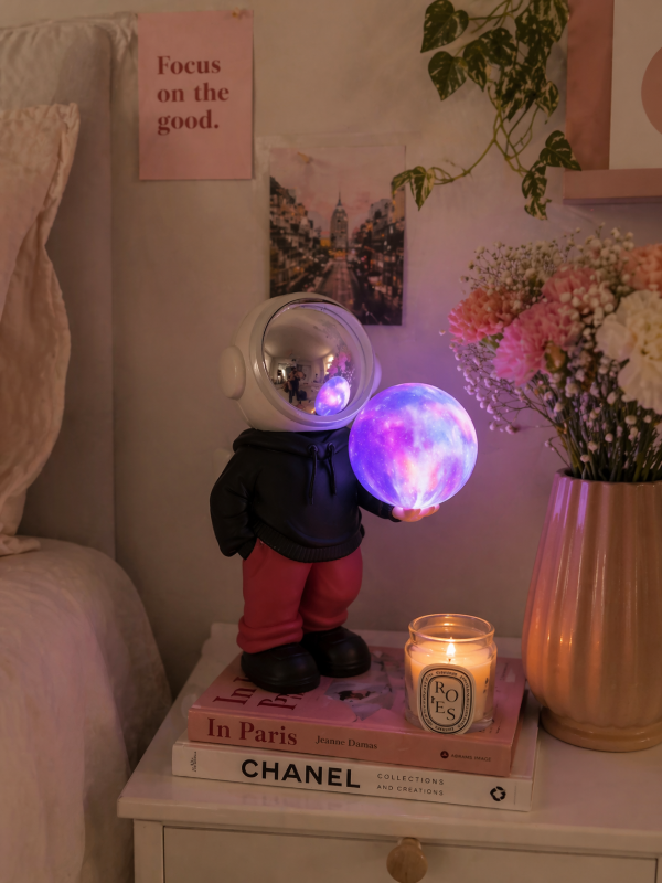 Producto - Lampara Parlante bluetooth Astronauta cool