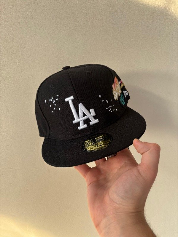 Producto - New Era Los Angeles Dodgers Floral 59FIFTY Fitted MLB