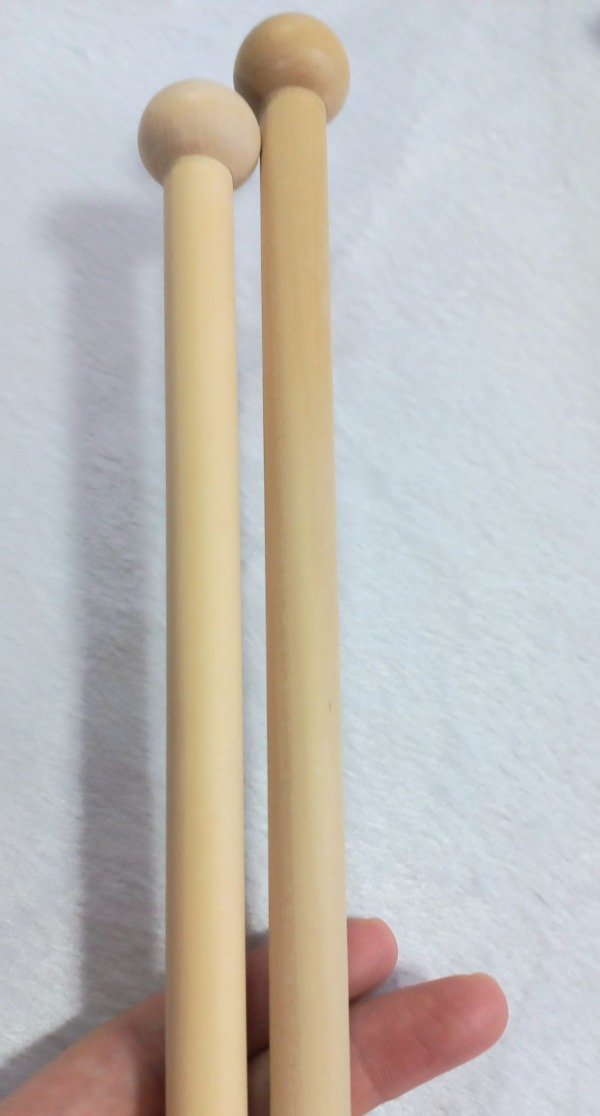 Producto - AGUJA DE MADERA PULIDA PARA TEJER POR PAR NUMERO 14