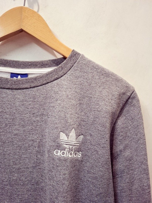 Producto - Buzo gris ADIDAS