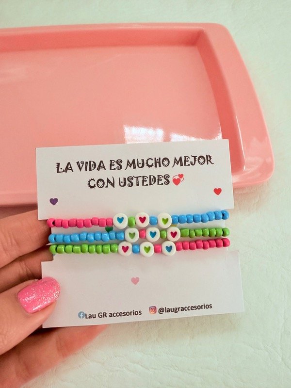 Producto - Pulseras para compartir mostacillones fucsia verde celeste