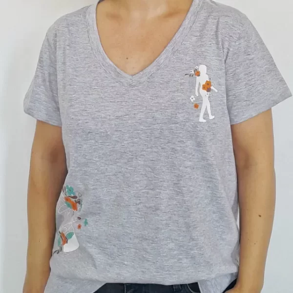 Producto - Remera Libre Escote V Gris