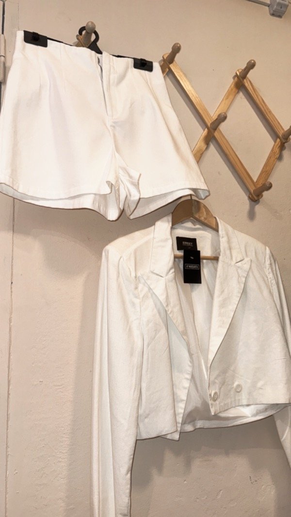 Producto - Conjunto sastrero