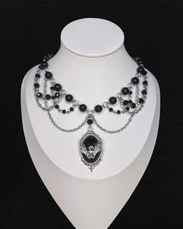 Producto - collar carmilla