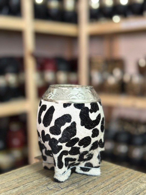 Producto - Torpedo cuero vaquita virola de alpaca cincelada