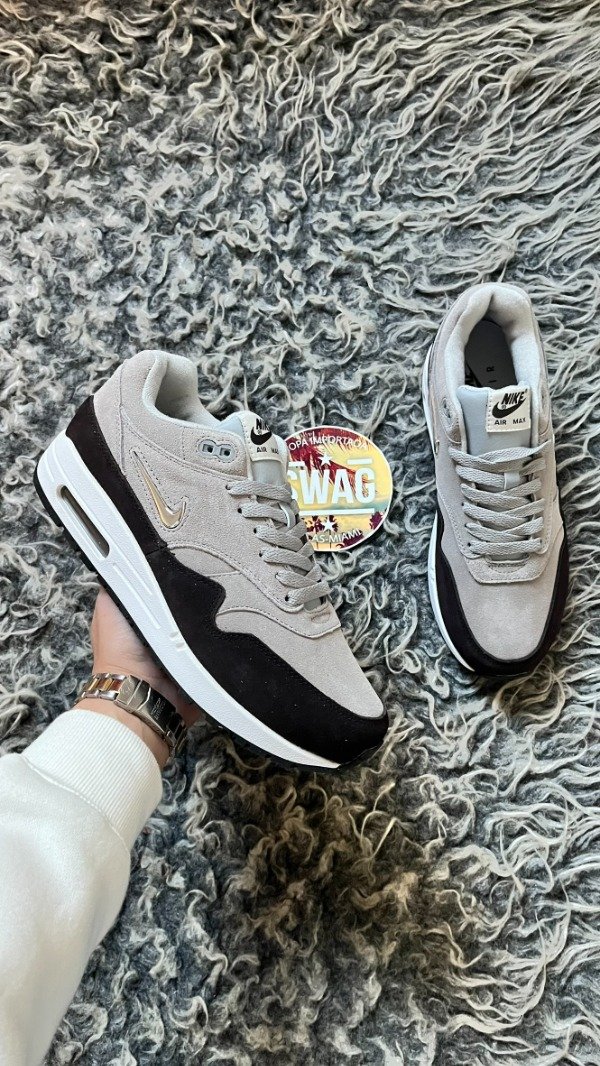 Producto - AIR MAX 1 JEWELL GREY WOLF