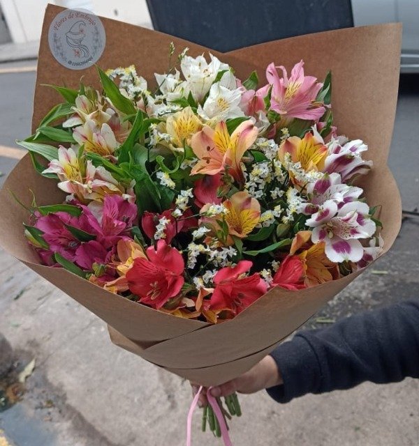 Producto - Bouquet Astromelias