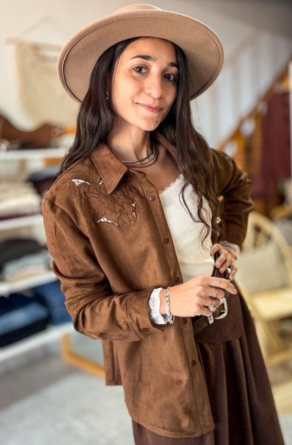 Producto - CAMISACO GAMUZADO CHOCOLATE