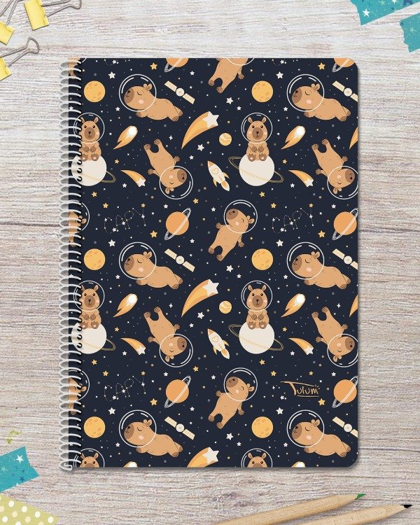 Producto - Cuaderno A4 tapa rígida plástica 50h dis. capibara en el espacio