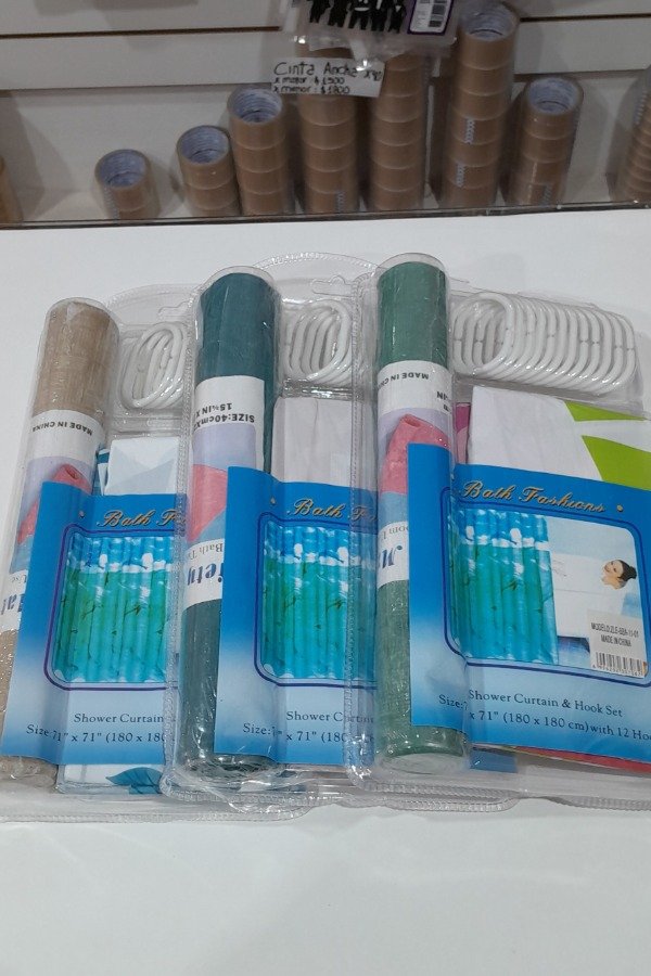 Producto - CORTINA DE BAÑO C/ALFOMBRA