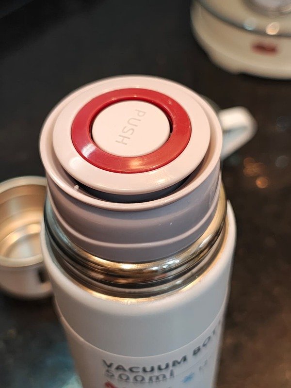 Producto - Set de Termo 500ml + 3 tazas en acero inoxidable