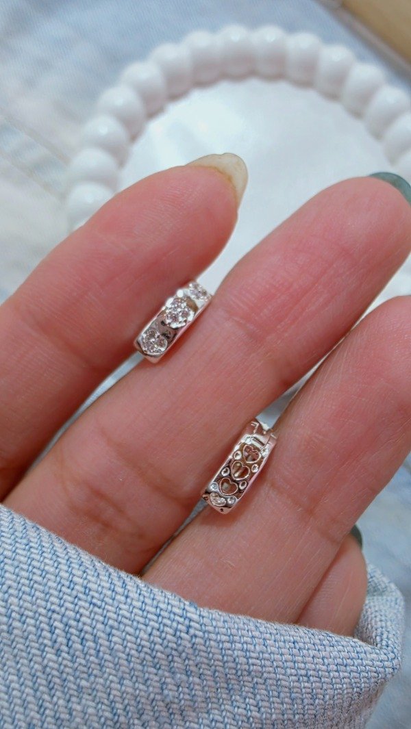 Producto - Argolla corazon calado y cubic AB