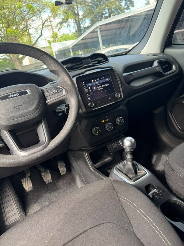 Producto - Jeep Renegade Sport 1.8 MT 2022 - 10