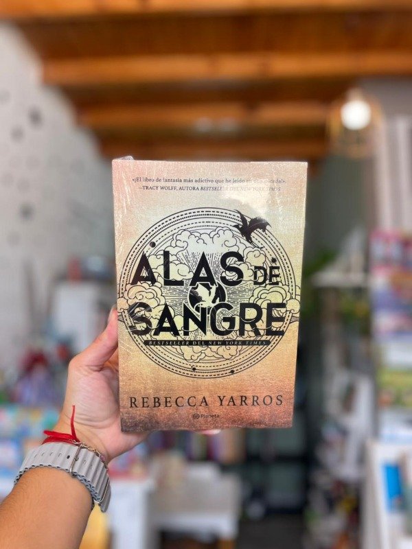 Producto - Alas de sangre - Rebecca Yarros