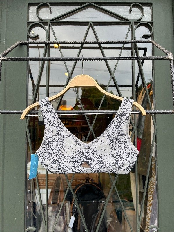 Producto - top deportivo Caro Cuore