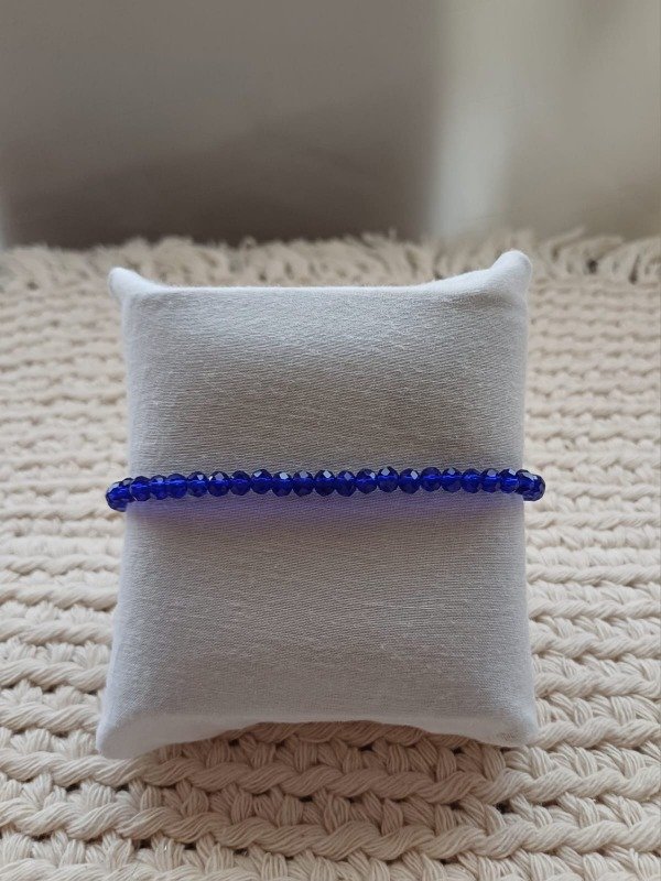 Producto - Pulsera cristal de roca elastizadas azules