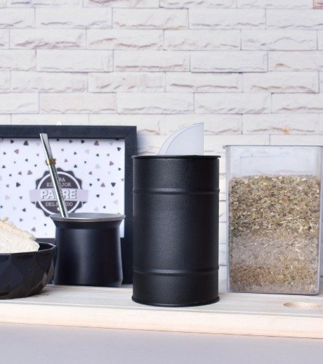 Producto - Yerbera de lata negra