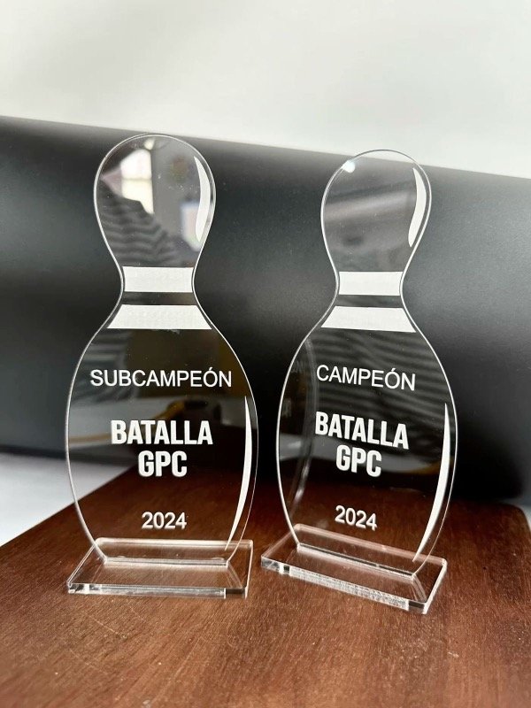 Producto - Trofeos Acrílico Cristal x 10 unidades