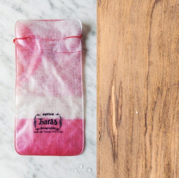 Producto - Estuche vintage impermeable Óptica Haras - Artículo excepcional