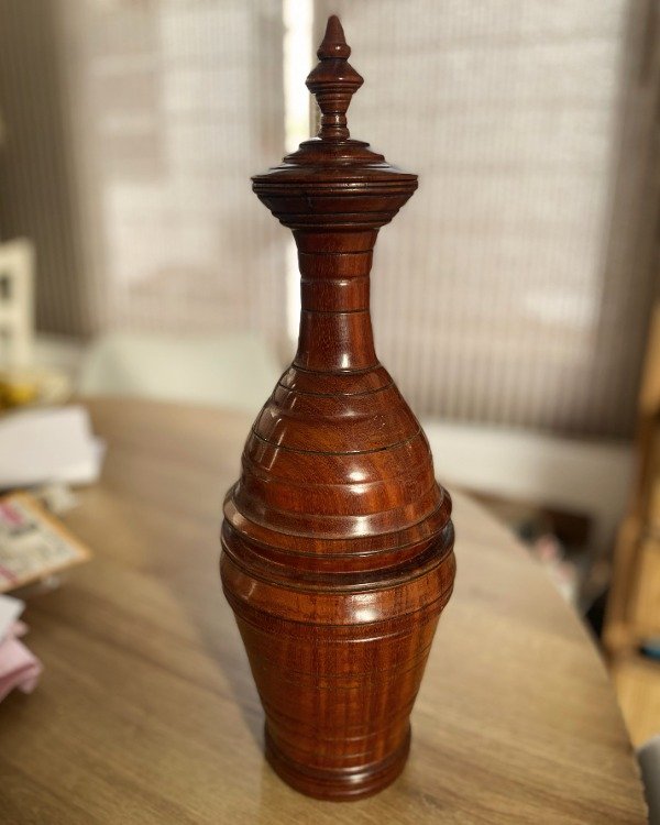 Producto - Botellón Antiguo De Madera Con Tapa - Decoración Hogar