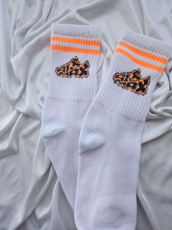 Producto - MEDIAS BLANCAS CON NARAJA AIR MAX (A29 M)