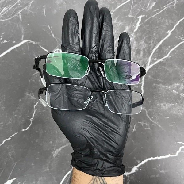 Producto - Oakley Coilover Preto white