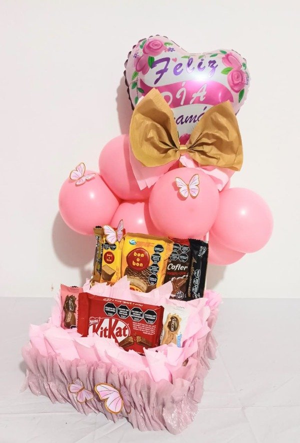 Producto - Arreglo de globos y gosinas día de la madre