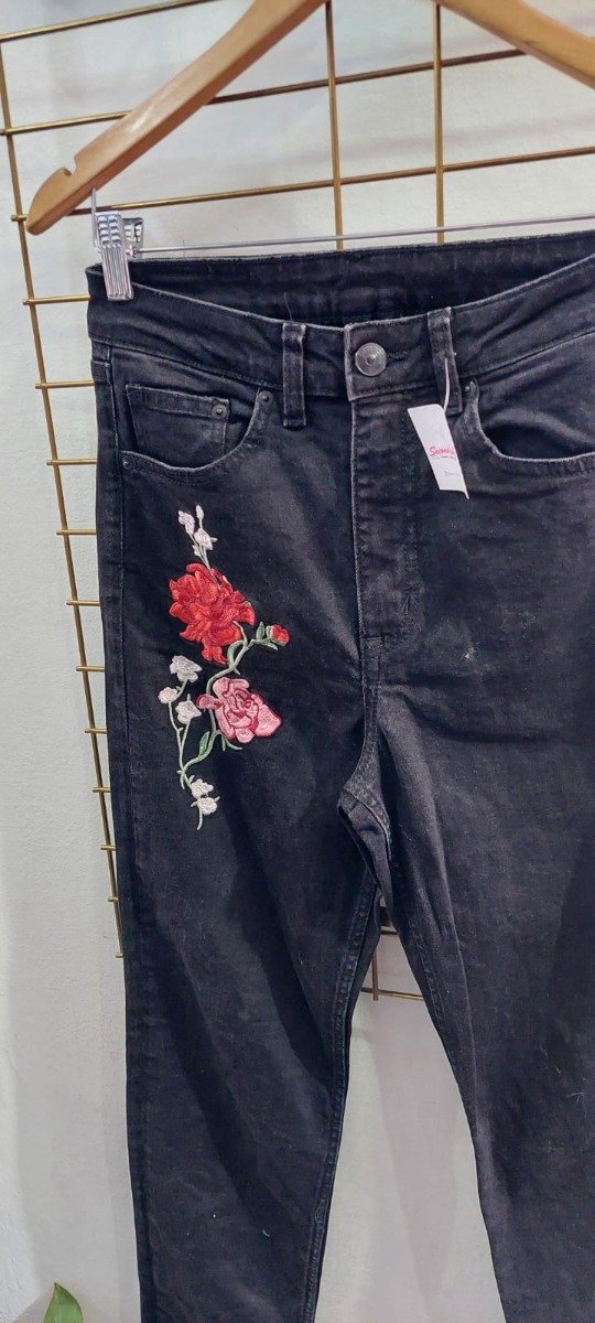 Producto - Jean HyM bordado