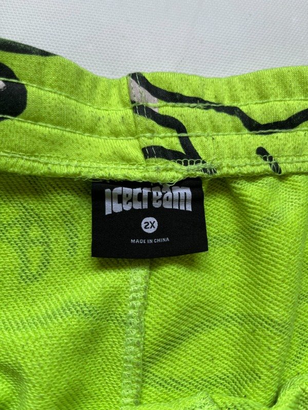 Producto - Icecream Running Dog Neon Green Short - 4