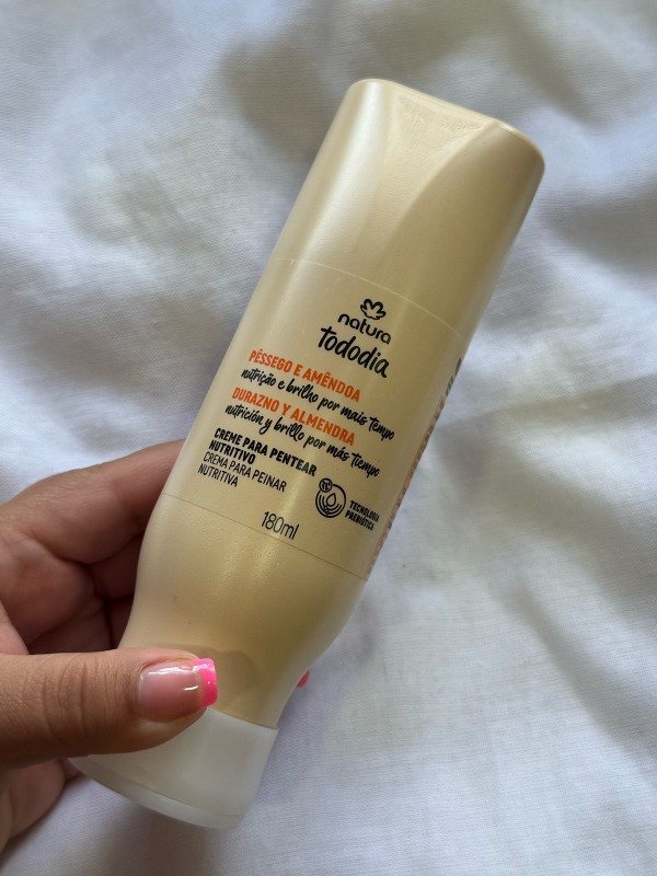 Producto - Natura Tododia Crema para peinar durazno y almendras