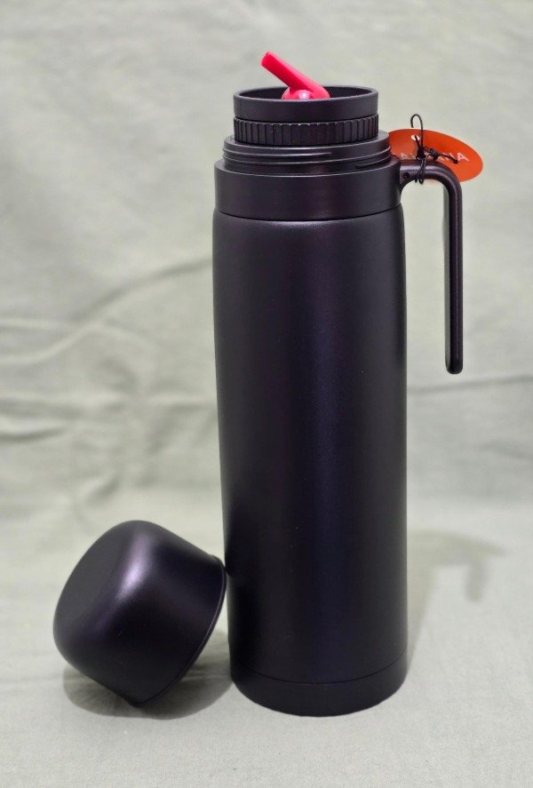 Producto - TERMO MEDIA MANIJA COLOR NEGRO