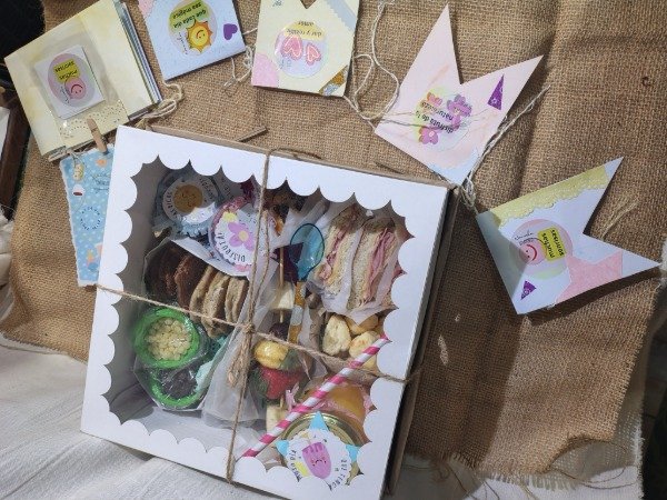 Producto - Día de la niñez 2026.Un mundo de papel y cosas ricas. - 1