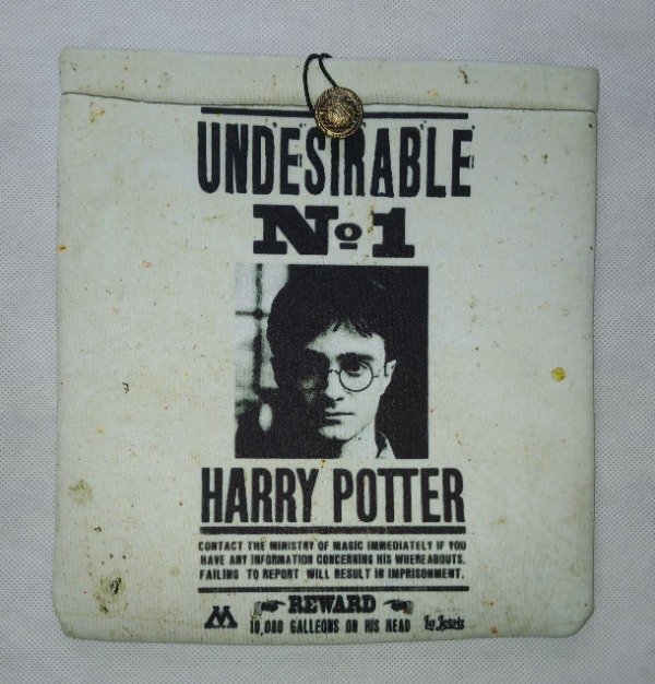 Producto - Funda Mediana Se Busca