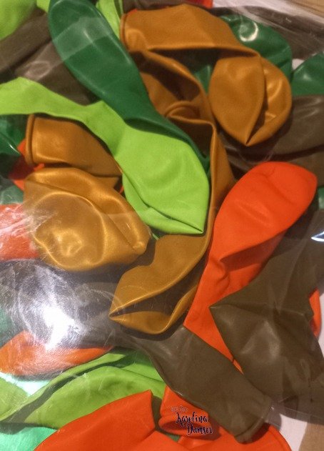 Producto - Set de Globos Dino Naranja y Deco Party . 46 Artículos - 5