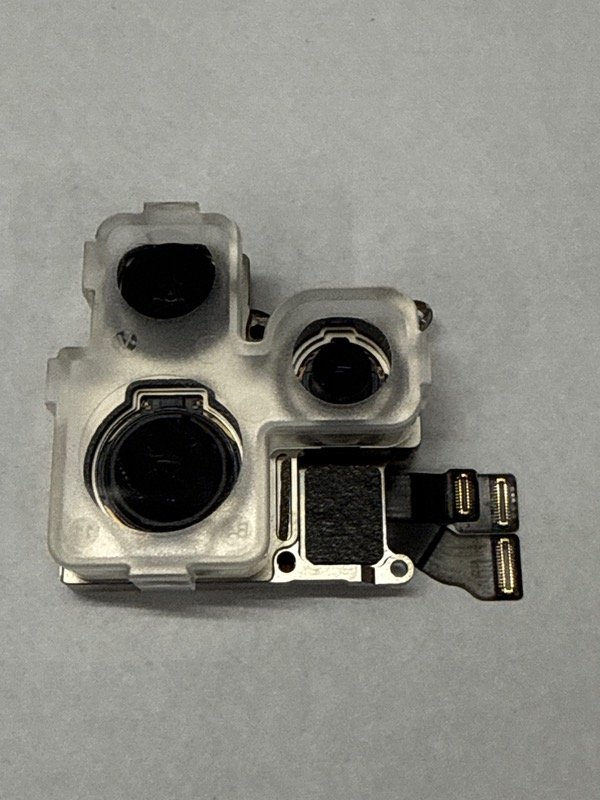 Producto - CAMARA TRASERA IPHONE 15 PRO ORIGINAL