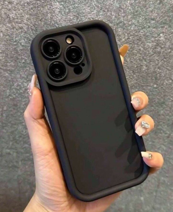 Producto - Funda BUMPER Negra (Iphone 15 Pro Max)